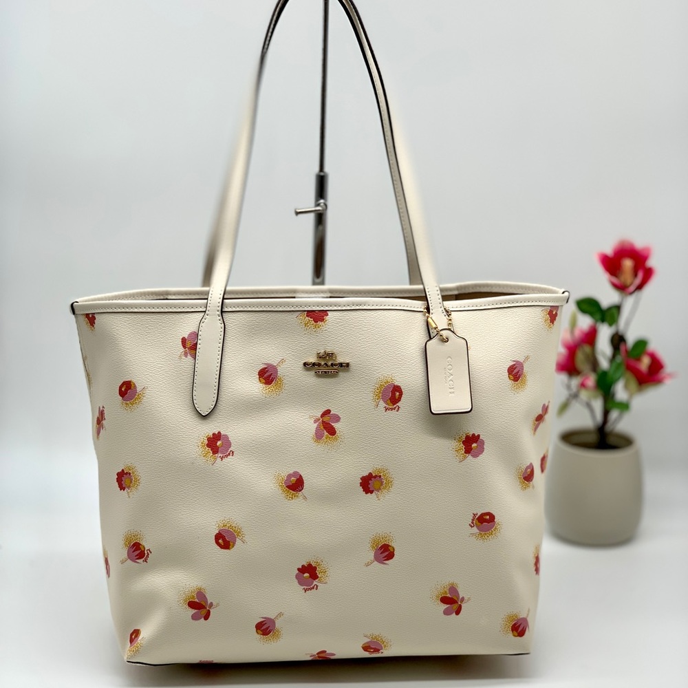 Coach City Tote With Pop Floral Print